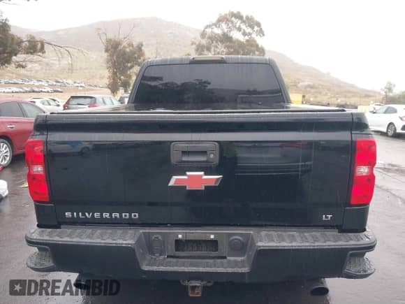 2016 Chevrolet Silverado 1500 LT with VIN 3GCUKREC2GG123095, listed as a IAAI auction lot 41552070 with 87,841 mi miles and . Bid and sale history available at DreamBid. Image 16.