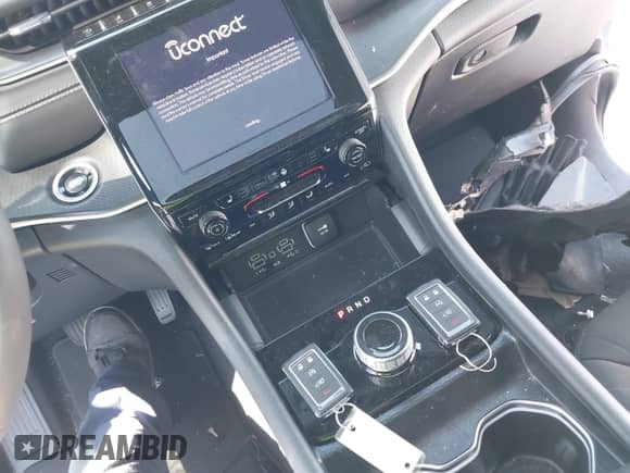 2024 Jeep Grand Cherokee Altitude with VIN 1C4RJHAG5RC247363, listed as a IAAI auction lot 43262188 with 11,701 mi miles and . Bid and sale history available at DreamBid. Image 11.