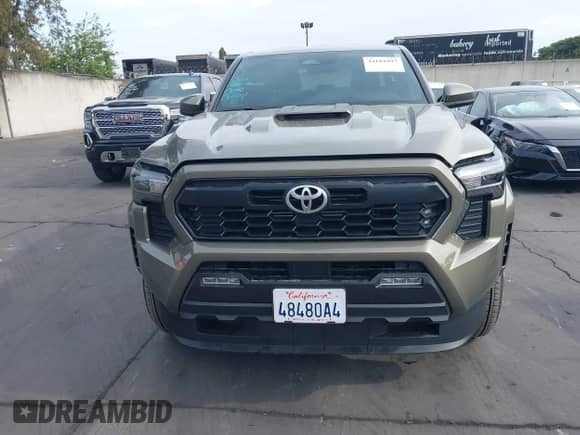 2024 Toyota Tacoma SR5 with VIN 3TMLB5JN1RM043397, listed as a IAAI auction lot 42181997 with 9,254 mi miles and . Bid and sale history available at DreamBid. Image 13.