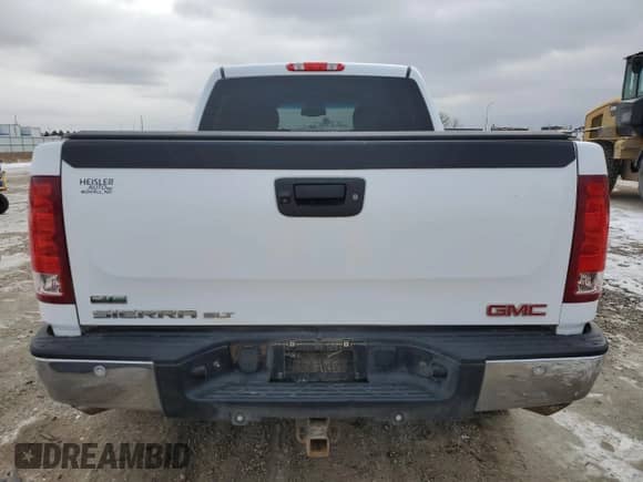 2010 GMC Sierra 1500 SLT z VIN 3GTRKWE29AG160857, wystawiony jako Copart lot #86632774 z przebiegiem 135 414 mil mil oraz Szkoda całkowita • Salvage title. Historia ofert i sprzedaży dostępna na DreamBid. Obrazek 6.