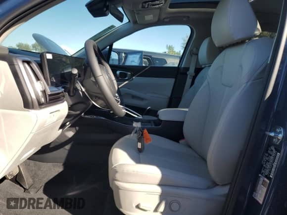 2025 Kia Sorento EX with VIN 5XYRH4JF6SG318566, listed as a Copart auction lot 81044994 with 13 mi miles and Salvage title. Bid and sale history available at DreamBid. Image 7.