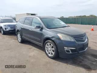2013 Chevrolet Traverse LT z VIN 1GNKVGKD3DJ220307, wystawiony jako IAAI lot #43331143 z przebiegiem 154 805 mil mil oraz . Historia ofert i sprzedaży dostępna na DreamBid. Obrazek 1.