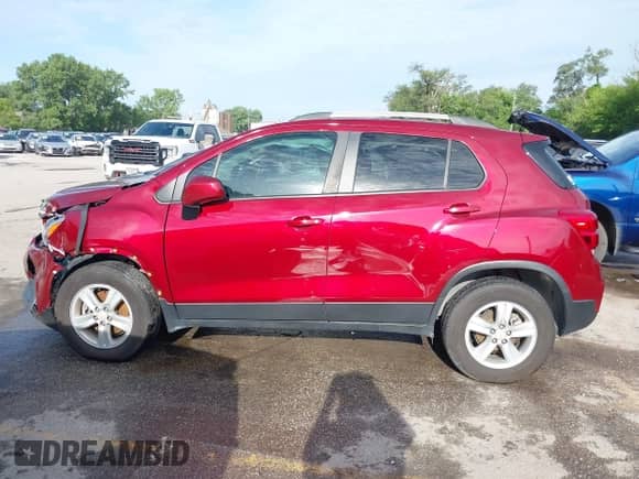 2021 Chevrolet Trax LT с VIN KL7CJPSBXMB322198, выставлен на аукционе IAAI как лот 42787861 с пробегом 76 637 миль миль и . История ставок и продаж доступна на DreamBid. Изображение 14.