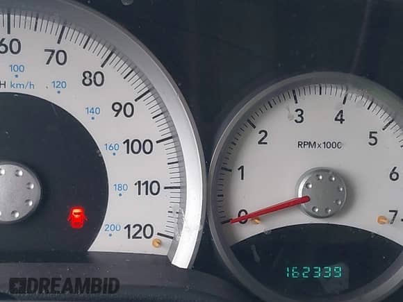 2005 Dodge Durango SLT with VIN 1D4HB48N95F500623, listed as a IAAI auction lot 41576475 with 162,339 mi miles and . Bid and sale history available at DreamBid. Image 7.
