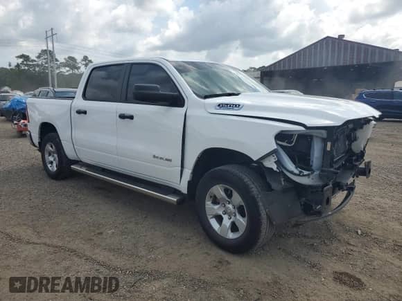 2024 Ram 1500 Big Horn with VIN 1C6RREFGXRN152146, listed as a Copart auction lot 63188985 with 39,679 mi miles and Salvage title. Bid and sale history available at DreamBid. Image 4.
