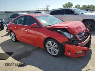 2015 Chevrolet Cruze LTZ z VIN 1G1PG5SB2F7290384, wystawiony jako Copart lot #82020045 z przebiegiem 71 253 mil mil oraz Szkoda całkowita • Salvage title. Historia ofert i sprzedaży dostępna na DreamBid. Obrazek 4.