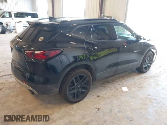 2022 Chevrolet Blazer LT with VIN 3GNKBCR44NS132812, listed as a IAAI auction lot 43302873 with 58,313 mi miles and . Bid and sale history available at DreamBid. Image 4.