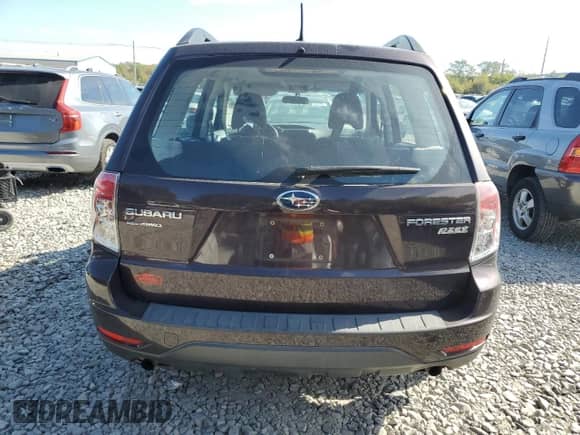 2013 Subaru Forester X z VIN JF2SHABC2DH410712, wystawiony jako Copart lot #84947895 z przebiegiem 104 099 mil mil oraz Czysty tytuł • Clean title. Historia ofert i sprzedaży dostępna na DreamBid. Obrazek 6.