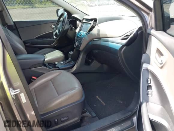 2016 Hyundai Santa Fe с VIN 5XYZU3LB6GG346214, выставлен на аукционе IAAI как лот 43059778 с пробегом 167 096 миль миль и . История ставок и продаж доступна на DreamBid. Изображение 5.