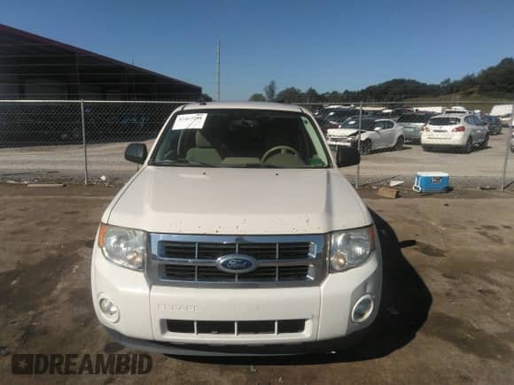 2011 Ford Escape XLT with VIN 1FMCU9D79BKA93682, listed as a IAAI auction lot 37467289 with 108,175 mi miles and . Bid and sale history available at DreamBid. Image 12.