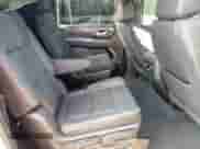 2022 Chevrolet Suburban RST с VIN 1GNSKEKD9NR264182, выставлен на аукционе Copart как лот 80283255 с пробегом 57 374 миль миль и Списание • Salvage title. История ставок и продаж доступна на DreamBid. Изображение 11.