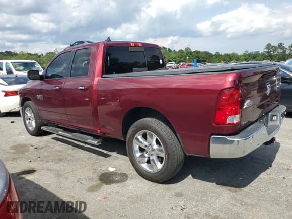 2018 Ram 1500 SLT z VIN 1C6RR6GG9JS123523, wystawiony jako Copart lot #69137905 z przebiegiem 103 980 mil mil oraz Szkoda całkowita • Salvage title. Historia ofert i sprzedaży dostępna na DreamBid. Obrazek 2.