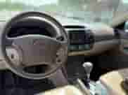 2005 Toyota Camry LE с VIN 4T1BE30K45U543392, выставлен на аукционе Copart как лот 86261655 с пробегом 174 847 миль миль и Чистый • Clean title. История ставок и продаж доступна на DreamBid. Изображение 9.