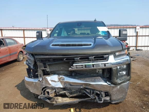 2023 Chevrolet Silverado 2500HD LT z VIN 1GC1YNEY0PF153980, wystawiony jako IAAI lot #43156769 z przebiegiem 122 280 mil mil oraz . Historia ofert i sprzedaży dostępna na DreamBid. Obrazek 13.