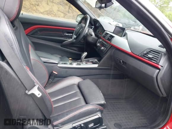 2015 BMW 4 Series 428i xDrive с VIN WBA3T1C53FP819938, выставлен на аукционе IAAI как лот 42523609 с пробегом 48 679 миль миль и . История ставок и продаж доступна на DreamBid. Изображение 5.