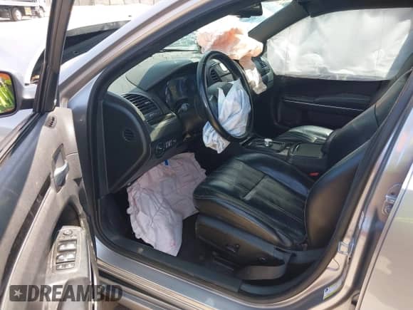 2018 Chrysler 300 S with VIN 2C3CCABG4JH227276, listed as a IAAI auction lot 42573789 with 86,147 mi miles and . Bid and sale history available at DreamBid. Image 5.