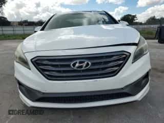 2017 Hyundai Sonata Sport z VIN 5NPE34AB1HH525345, wystawiony jako Copart lot #67344365 z przebiegiem 175 764 mil mil oraz Szkoda całkowita • Salvage title. Historia ofert i sprzedaży dostępna na DreamBid. Obrazek 5.