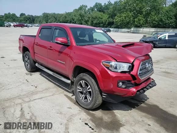 2016 Toyota Tacoma SR z VIN 5TFCZ5ANXGX029551, wystawiony jako Copart lot #66370925 z przebiegiem 171 031 mil mil oraz Szkoda całkowita • Salvage title. Historia ofert i sprzedaży dostępna na DreamBid. Obrazek 14.