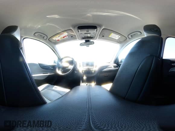 2019 Chevrolet Equinox Premier с VIN 3GNAXNEV6KL144277, выставлен на аукционе IAAI как лот 42672332 с пробегом 145 980 миль миль и . История ставок и продаж доступна на DreamBid. Изображение 19.