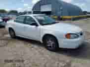 2004 Pontiac Grand Am SE1 with VIN 1G2NF52E54M686050, listed as a Copart auction lot 61688375 with 155,143 mi miles and Salvage title. Bid and sale history available at DreamBid. Image 4.