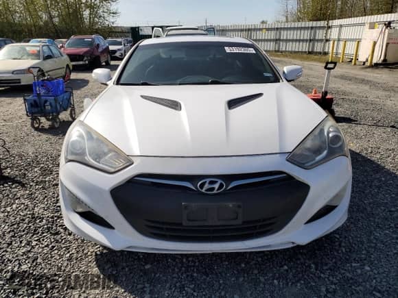 2016 Hyundai Genesis Coupe Ultimate with VIN KMHHU6KJ3GU132670, listed as a Copart auction lot 53192305 with 92,769 mi miles and Clean title. Bid and sale history available at DreamBid. Image 5.