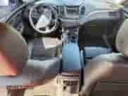 2016 Chevrolet Impala LT с VIN 2G1105SA7G9172087, выставлен на аукционе Copart как лот 81755575 с пробегом 144 661 миль миль и Списание • Salvage title. История ставок и продаж доступна на DreamBid. Изображение 8.