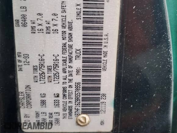 1994 Dodge 1500 z VIN 1B7HF16Z8RS570956, wystawiony jako Copart lot #84050084 z przebiegiem 173 089 mil mil oraz Czysty tytuł • Clean title. Historia ofert i sprzedaży dostępna na DreamBid. Obrazek 12.