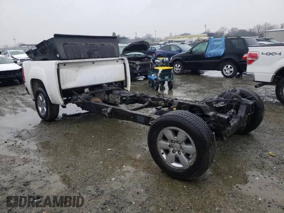 2012 GMC Sierra 1500 SLT z VIN 3GTP1WE0XCG133663, wystawiony jako Copart lot #43660325 z przebiegiem Nie podano mil oraz Nie do naprawy • Non repairable. Historia ofert i sprzedaży dostępna na DreamBid. Obrazek 4.