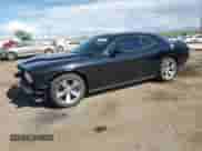 2015 Dodge Challenger SXT z VIN 2C3CDZAG1FH798602, wystawiony jako Copart lot #70865205 z przebiegiem 130 469 mil mil oraz Szkoda całkowita • Salvage title. Historia ofert i sprzedaży dostępna na DreamBid. Obrazek 1.