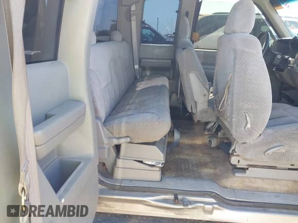 1998 GMC Sierra 1500 с VIN 2GTEC19M1W1543038, выставлен на аукционе IAAI как лот 41653545 с пробегом 198 394 миль миль и . История ставок и продаж доступна на DreamBid. Изображение 8.
