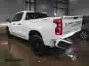 2024 Chevrolet Silverado 1500 Custom с VIN 1GCRDBEK7RZ277223, выставлен на аукционе Copart как лот 42318535 с пробегом 3 391 миль миль и Списание • Salvage title. История ставок и продаж доступна на DreamBid. Изображение 2.