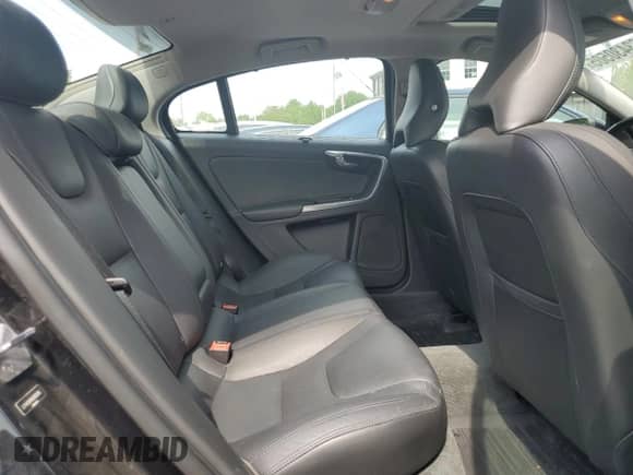 2018 Volvo S60 Inscription Platinum с VIN LYV402HM9JB159785, выставлен на аукционе Copart как лот 63430505 с пробегом 98 407 миль миль и Списание • Salvage title. История ставок и продаж доступна на DreamBid. Изображение 10.