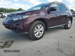 2013 Nissan Murano LE z VIN JN8AZ1MU6DW213801, wystawiony jako Copart lot #55772825 z przebiegiem 59 286 mil mil oraz Szkoda całkowita • Salvage title. Historia ofert i sprzedaży dostępna na DreamBid. Obrazek 1.