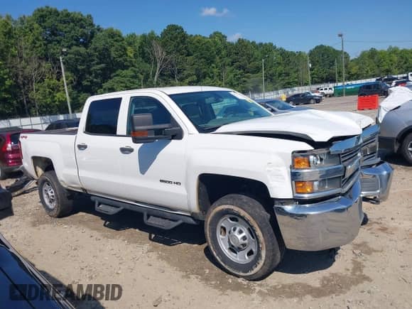 2016 Chevrolet Silverado 2500HD Work Truck с VIN 1GC1KUEG0GF116592, выставлен на аукционе IAAI как лот 42623443 с пробегом 235 302 миль миль и . История ставок и продаж доступна на DreamBid. Изображение 13.