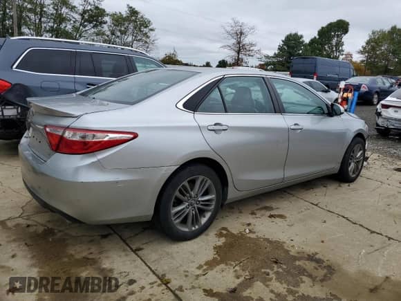 2017 Toyota Camry SE with VIN 4T1BF1FK2HU349439, listed as a Copart auction lot 86279635 with 87,461 mi miles and Salvage title. Bid and sale history available at DreamBid. Image 3.