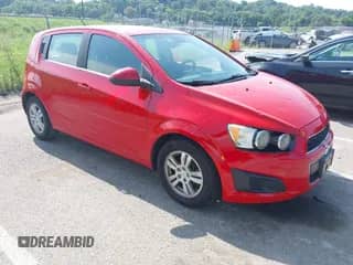 2012 Chevrolet Sonic LT с VIN 1G1JC6SH3C4111925, выставлен на аукционе IAAI как лот 42808492 с пробегом 145 280 миль миль и . История ставок и продаж доступна на DreamBid. Изображение 1.