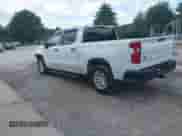 2021 Chevrolet Silverado 1500 Work Truck z VIN 3GCUYAEF9MG208330, wystawiony jako IAAI lot #42469107 z przebiegiem 74 467 mil mil oraz . Historia ofert i sprzedaży dostępna na DreamBid. Obrazek 3.
