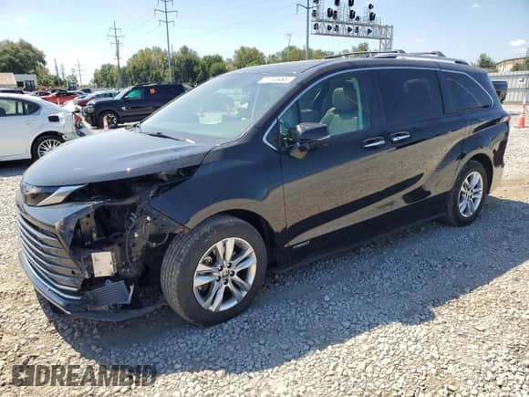 2021 Toyota Sienna Limited z VIN 5TDZSKFC7MS009747, wystawiony jako Copart lot #71240465 z przebiegiem 40 127 mil mil oraz Szkoda całkowita • Salvage title. Historia ofert i sprzedaży dostępna na DreamBid. Obrazek 1.