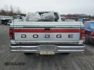 1992 Dodge D/W 250 with VIN 3B7KM23C3NM507302, listed as a Copart auction lot 41542815 with 217,340 mi miles and Clean title. Bid and sale history available at DreamBid. Image 6.
