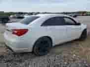 2013 Chrysler 200 Touring with VIN 1C3CCBBB9DN585043, listed as a Copart auction lot 70297335 with 186,745 mi miles and Salvage title. Bid and sale history available at DreamBid. Image 3.