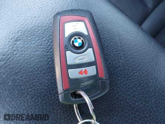 2014 BMW 3 Series 335i с VIN WBA3A9G51ENS65193, выставлен на аукционе IAAI как лот 43165117 с пробегом 131 317 миль миль и . История ставок и продаж доступна на DreamBid. Изображение 11.