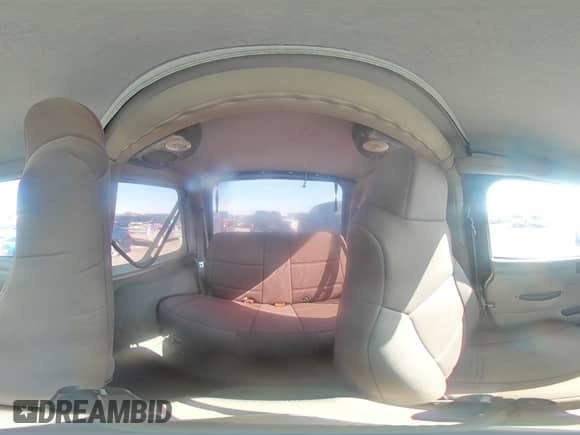 2004 Jeep Wrangler Sahara с VIN 1J4FA59S14P755450, выставлен на аукционе Copart как лот 58558005 с пробегом 194 044 миль миль и Списание • Salvage title. История ставок и продаж доступна на DreamBid. Изображение 14.