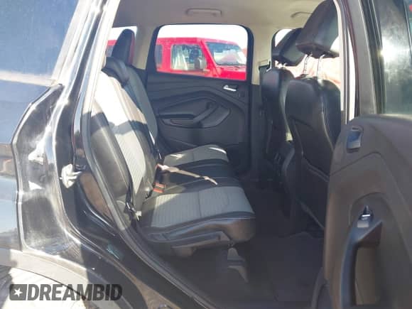2017 Ford Escape SE z VIN 1FMCU9G92HUD59019, wystawiony jako IAAI lot #43229696 z przebiegiem 110 838 mil mil oraz . Historia ofert i sprzedaży dostępna na DreamBid. Obrazek 8.