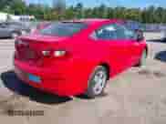 2017 Chevrolet Cruze LS z VIN 1G1BC5SM4H7185050, wystawiony jako IAAI lot #43115870 z przebiegiem 68 455 mil mil oraz . Historia ofert i sprzedaży dostępna na DreamBid. Obrazek 4.