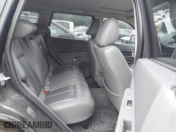 2007 Jeep Grand Cherokee Limited с VIN 1J8HR58237C701757, выставлен на аукционе IAAI как лот 43051724 с пробегом 172 905 миль миль и . История ставок и продаж доступна на DreamBid. Изображение 8.