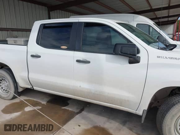 2019 Chevrolet Silverado 1500 Work Truck with VIN 3GCPWAEF5KG253667, listed as a IAAI auction lot 42337138 with 138,887 mi miles and . Bid and sale history available at DreamBid. Image 13.