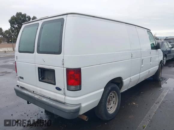 2004 Ford Econoline Cargo with VIN 1FTRE14W44HA43969, listed as a IAAI auction lot 41488289 with 268,097 mi miles and . Bid and sale history available at DreamBid. Image 4.