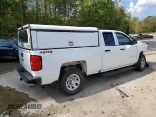 2019 Chevrolet Silverado 1500 Work Truck z VIN 2GCVKNEC3K1166049, wystawiony jako Copart lot #68051555 z przebiegiem 194 135 mil mil oraz Szkoda całkowita • Salvage title. Historia ofert i sprzedaży dostępna na DreamBid. Obrazek 3.