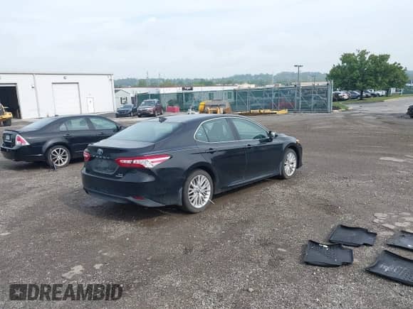 2020 Toyota Camry Hybrid XLE с VIN 4T1F31AK4LU521710, выставлен на аукционе IAAI как лот 43298976 с пробегом 72 242 миль миль и . История ставок и продаж доступна на DreamBid. Изображение 4.