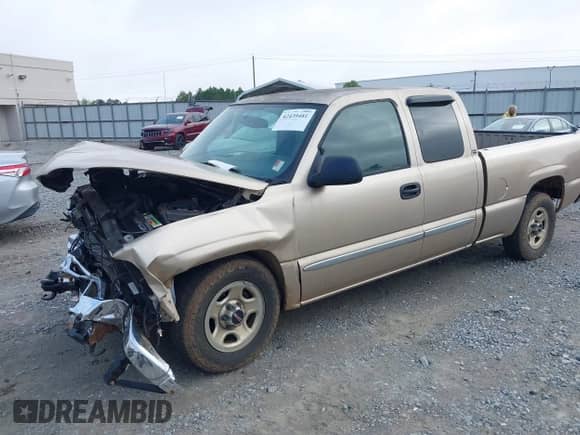 2004 GMC Sierra 1500 SLE with VIN 2GTEC19V541144140, listed as a IAAI auction lot 42439481 with Not provided miles and . Bid and sale history available at DreamBid. Image 6.
